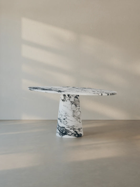 Leila Table crafted from Arabescato Corchia marble, shown from a side angle