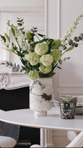 Kata Vase